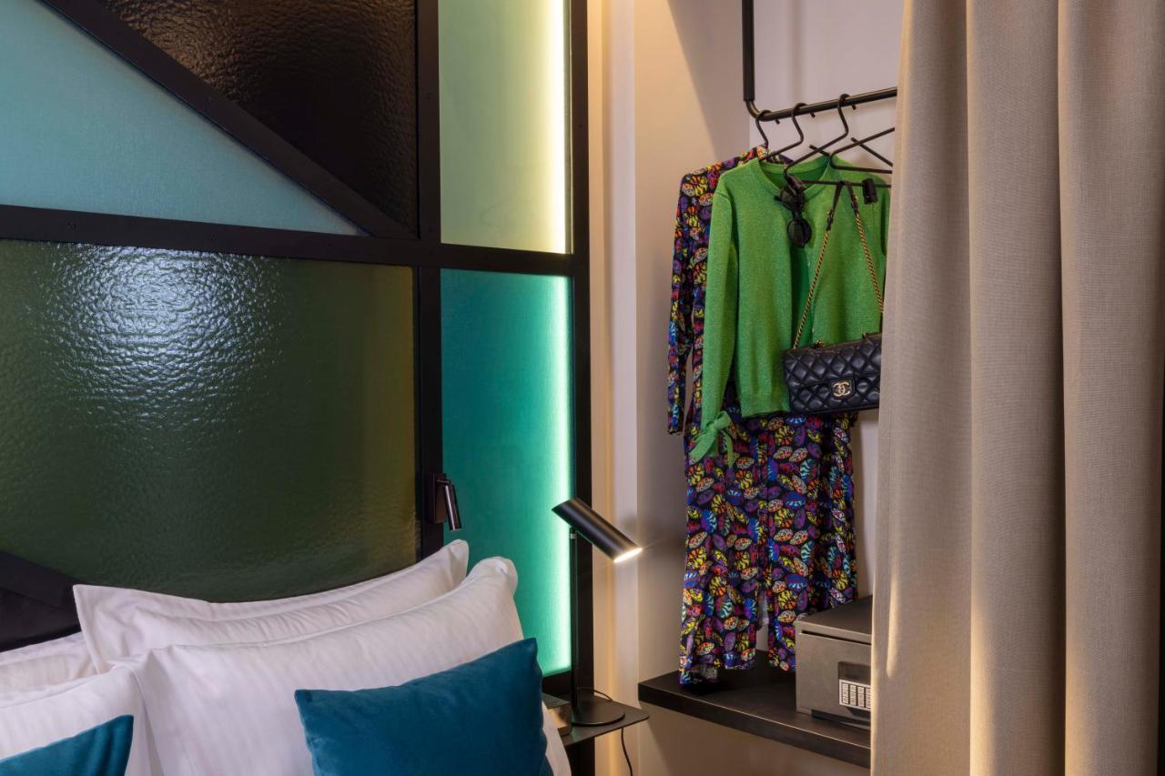 Deluxe Double Room,1167304021:JPEG