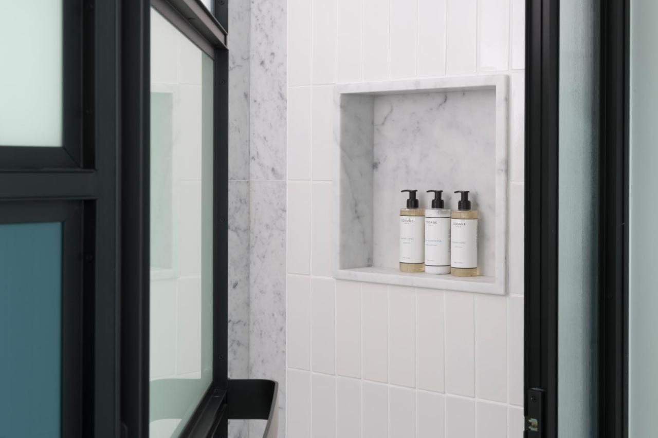 Habitación Premium con cama extragrande, balcón y vistas a la Ópera