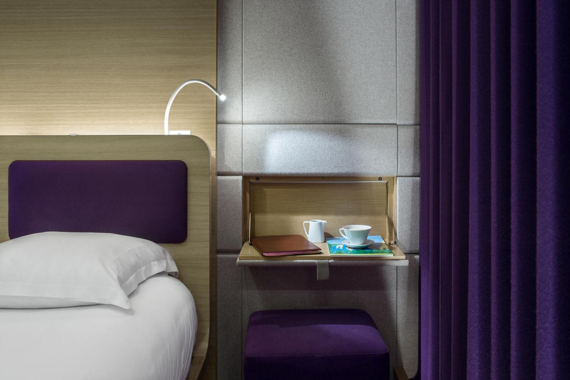 Dos habitaciones dobles adyacentes