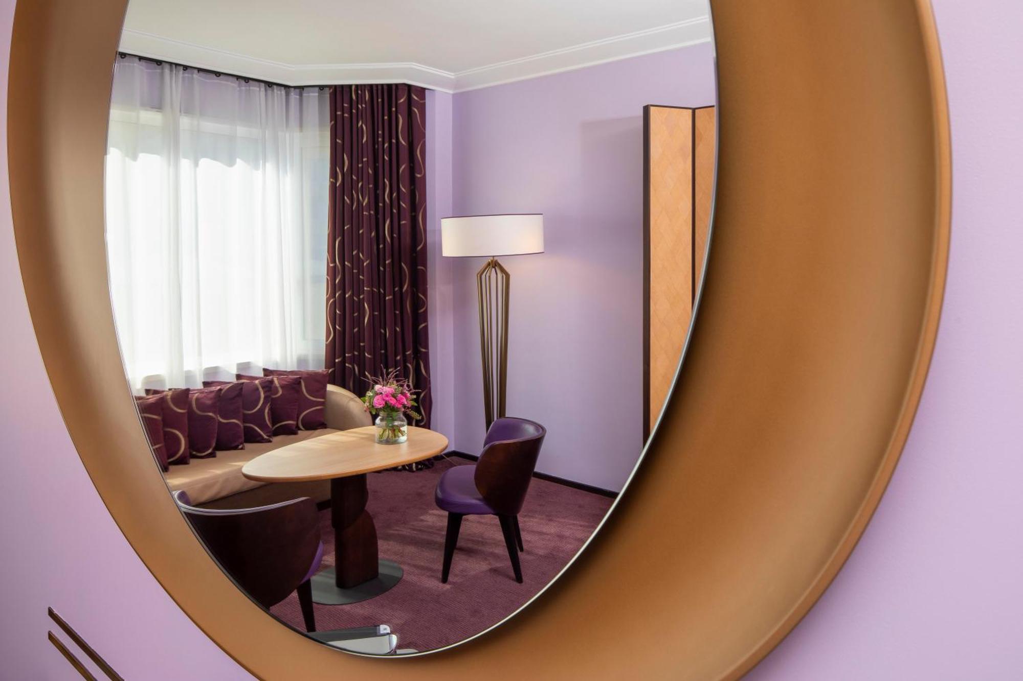 Double or Twin Junior Suite,1208739964:JPEG
