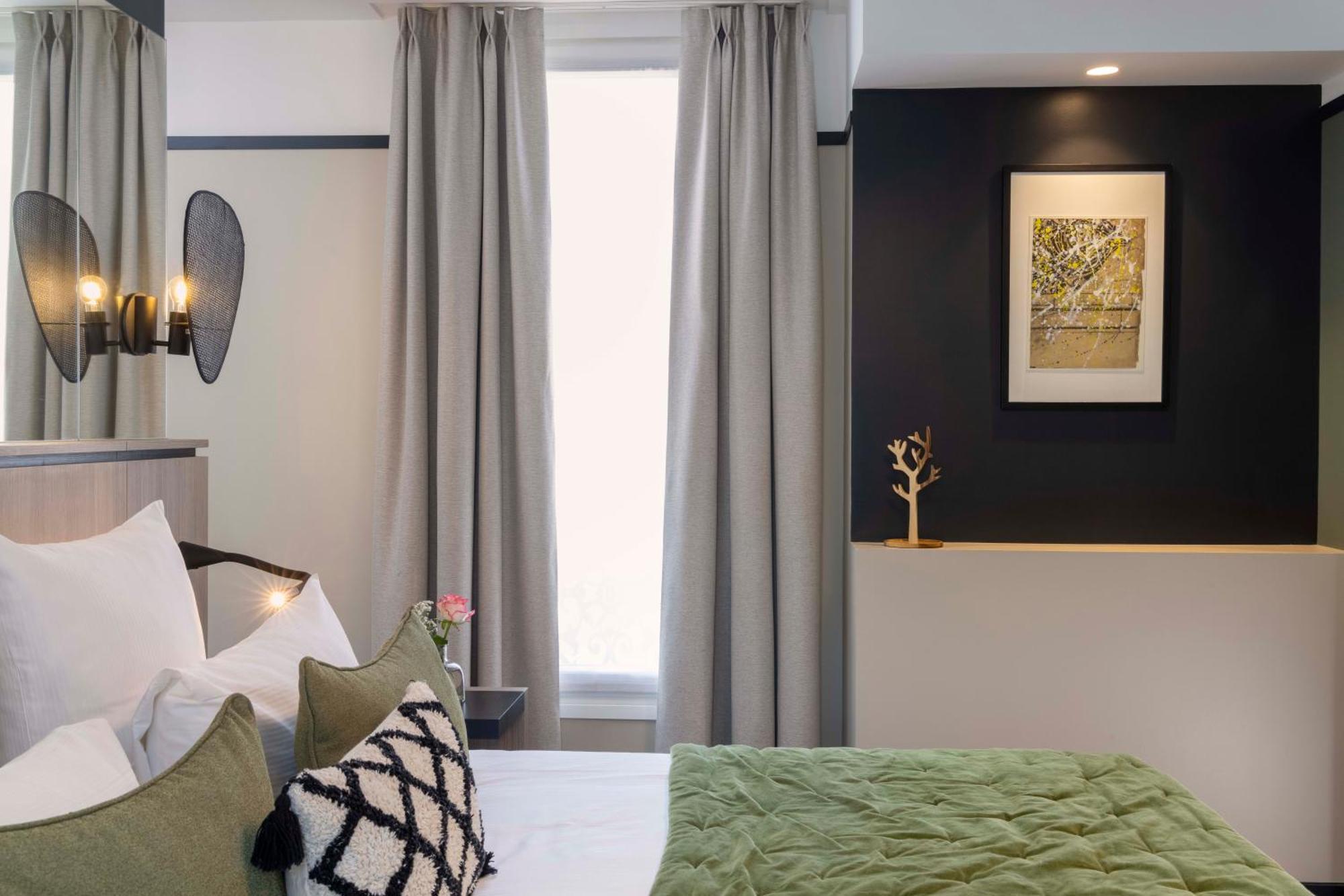 Prestige Suite,1279139557:JPEG