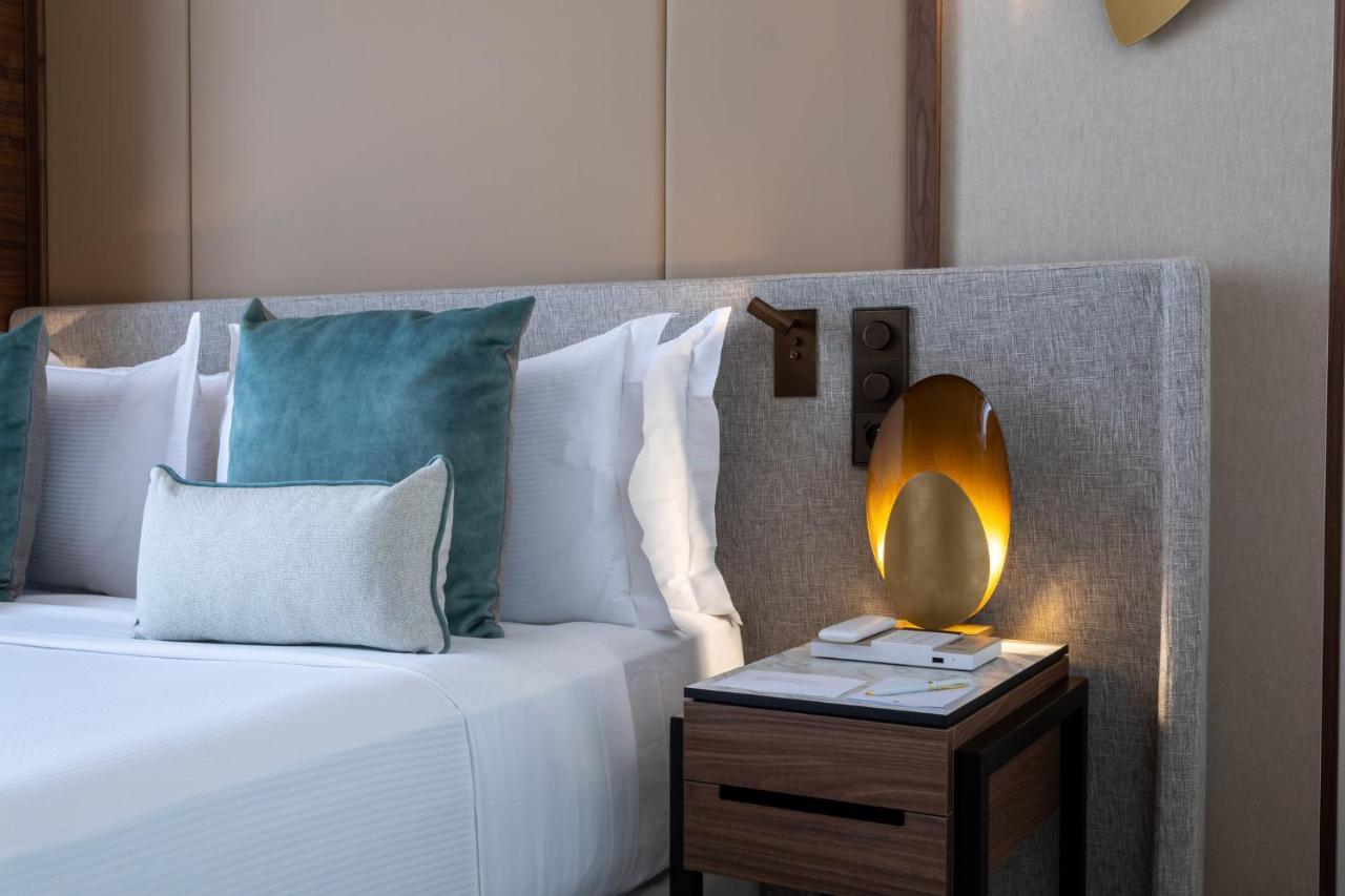 Quarto Clássico com Cama Queen-size e Varanda