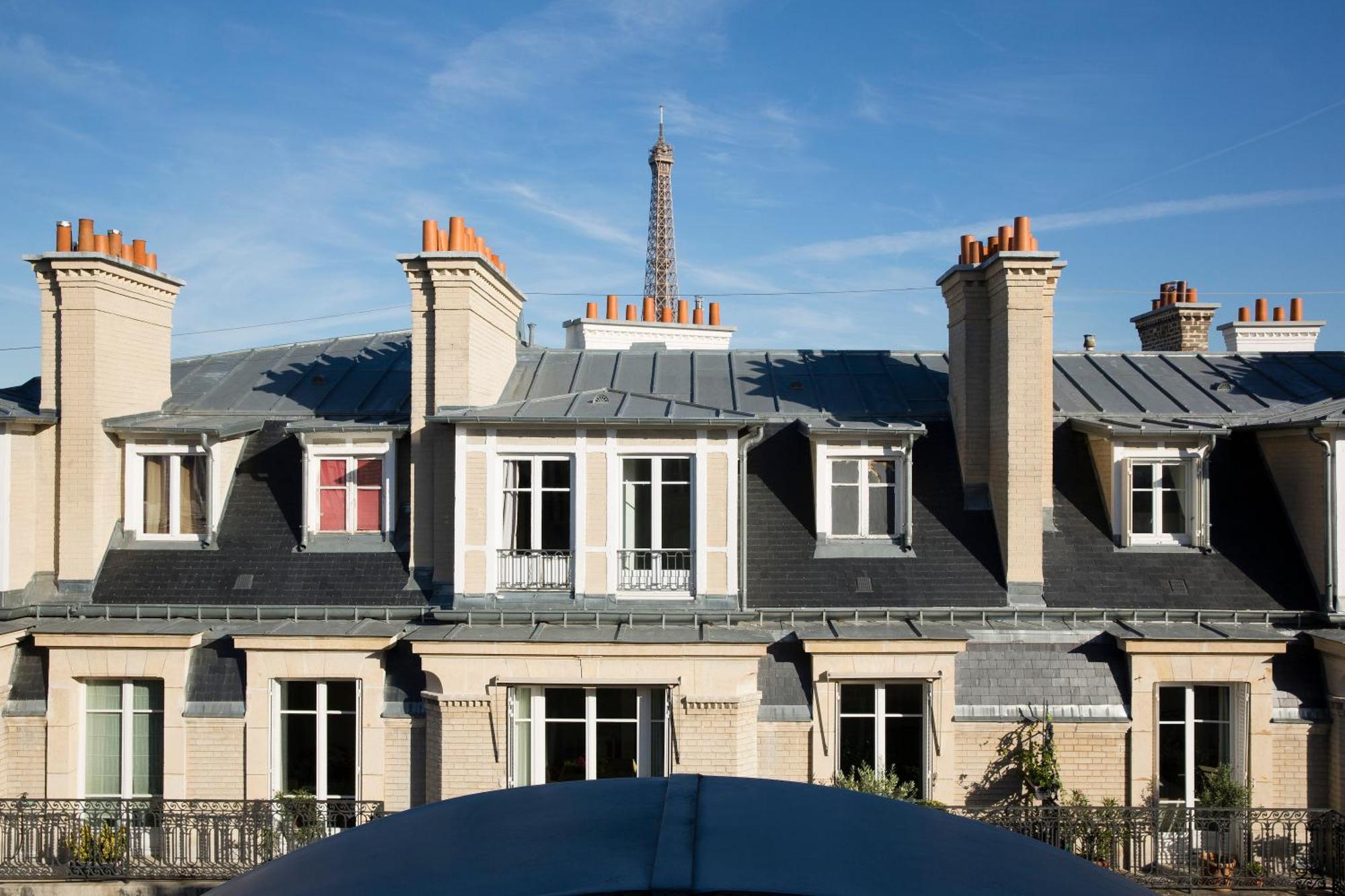 Junior Suite View of the Eiffel Tower