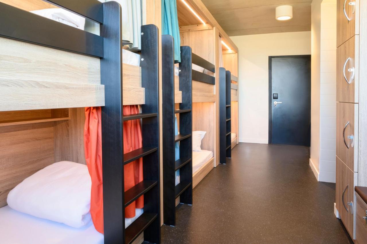 Bed 8-Bed Mixed Dormitory Room,1298433847:JPEG