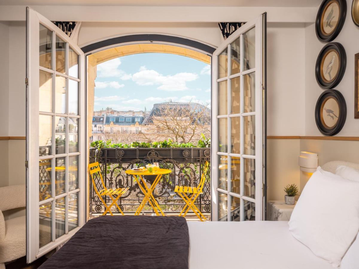 Comfort Double Room Balcony Paris View,1498512622:JPEG