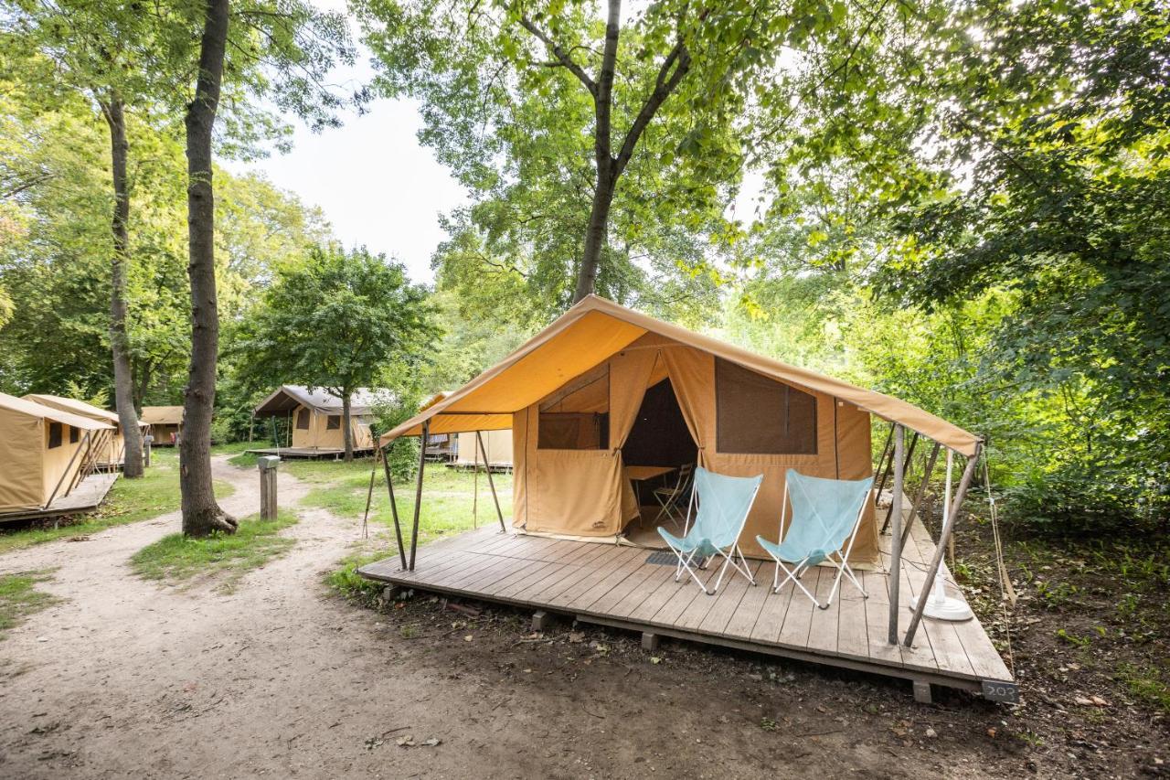 Tent,1521395128:JPEG