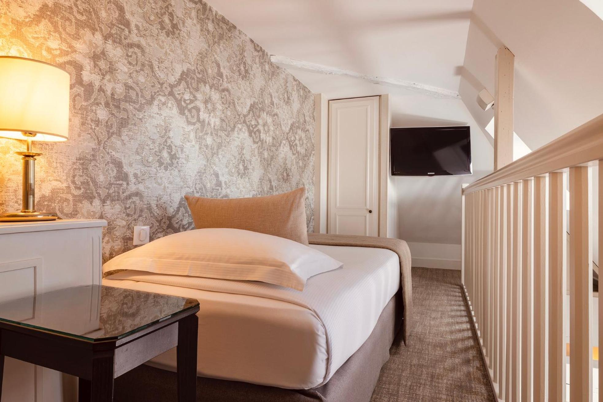Parisian Suite