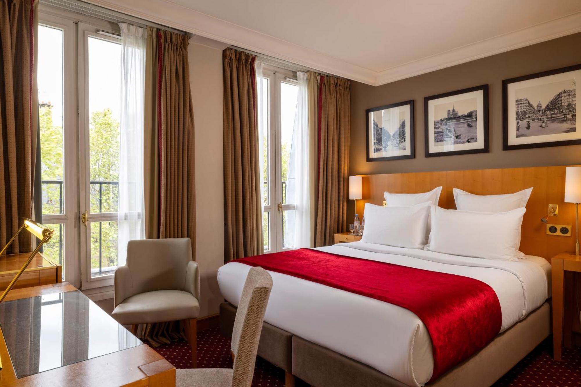 Double Room,1588047661:JPEG