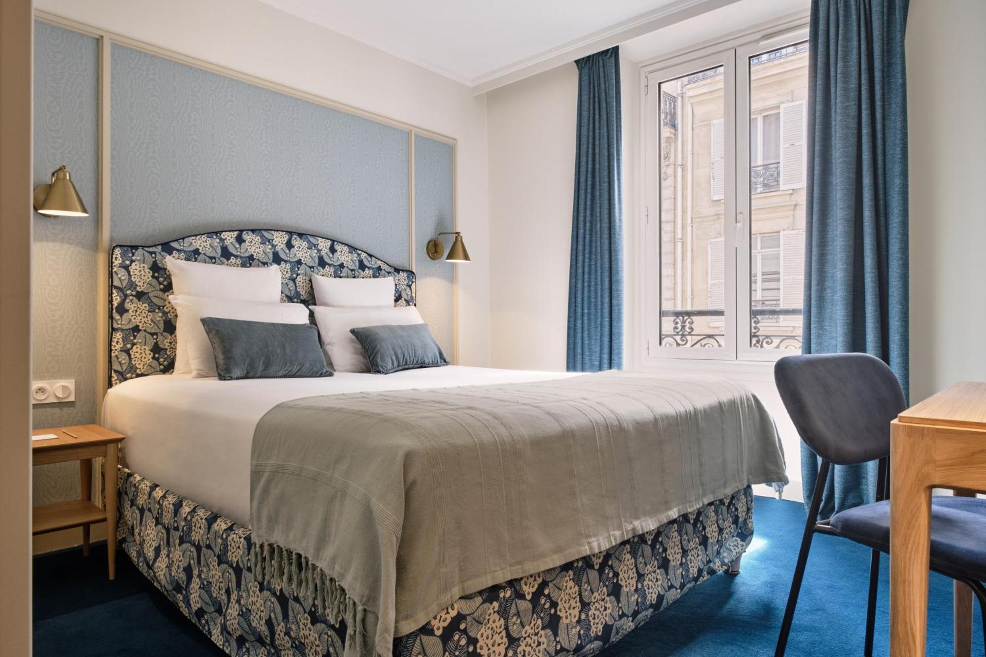 Quarto Superior com Cama de Casal ou 2 de Solteiro