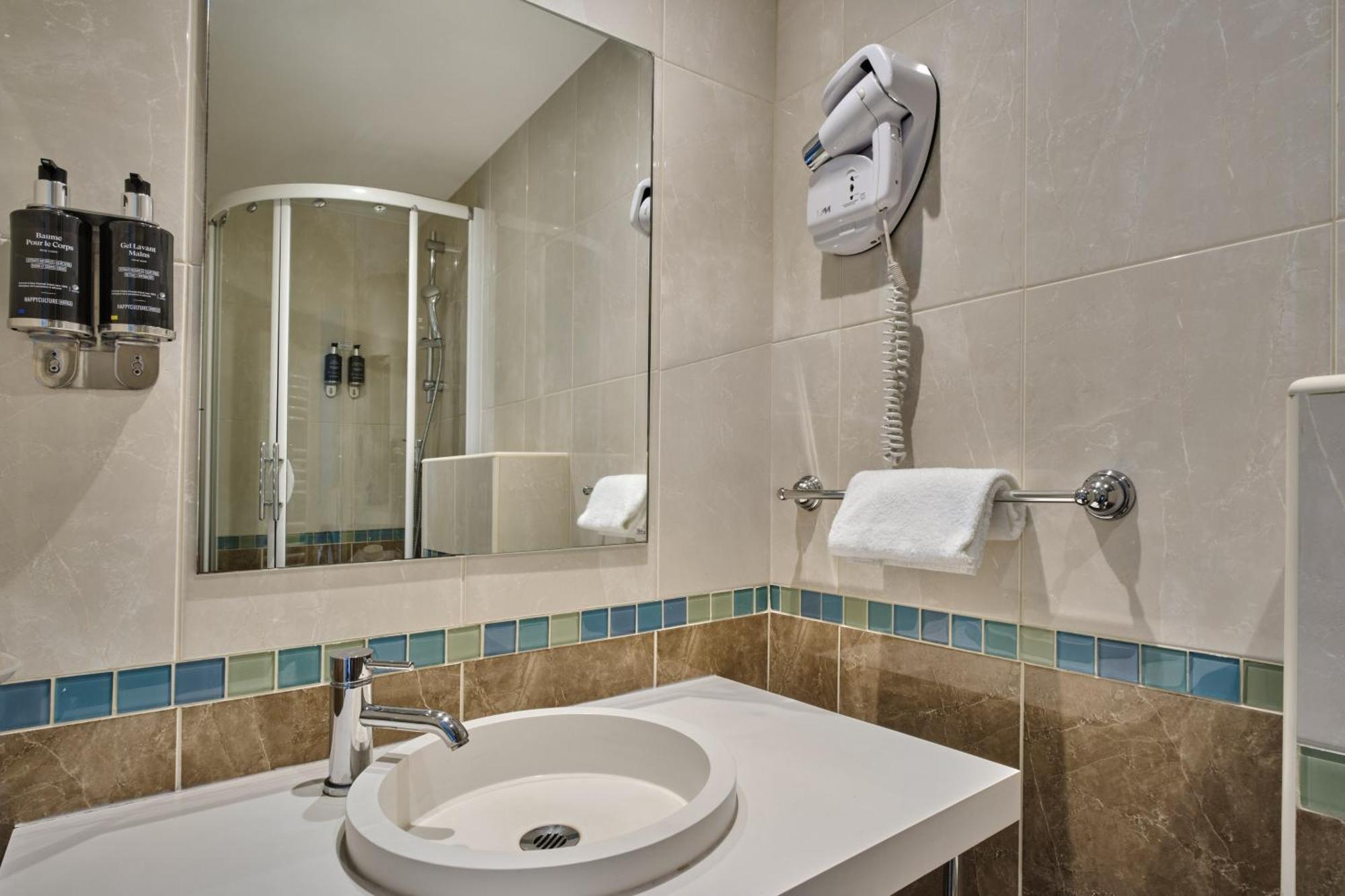Superior Double or Twin Room,1664647655:JPEG