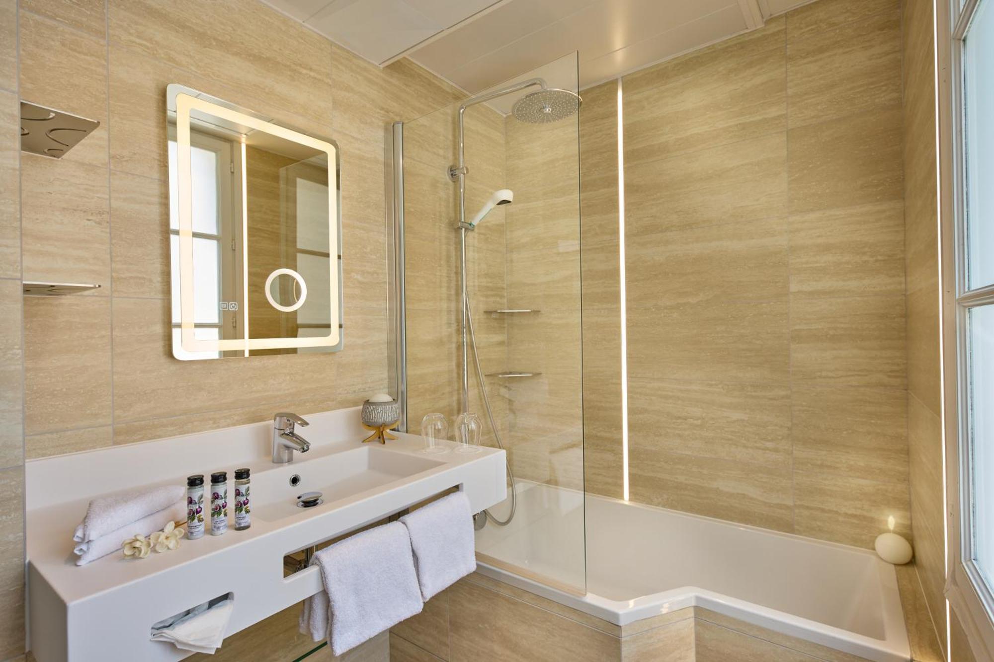 Traditional Double Room,1598885042:JPEG