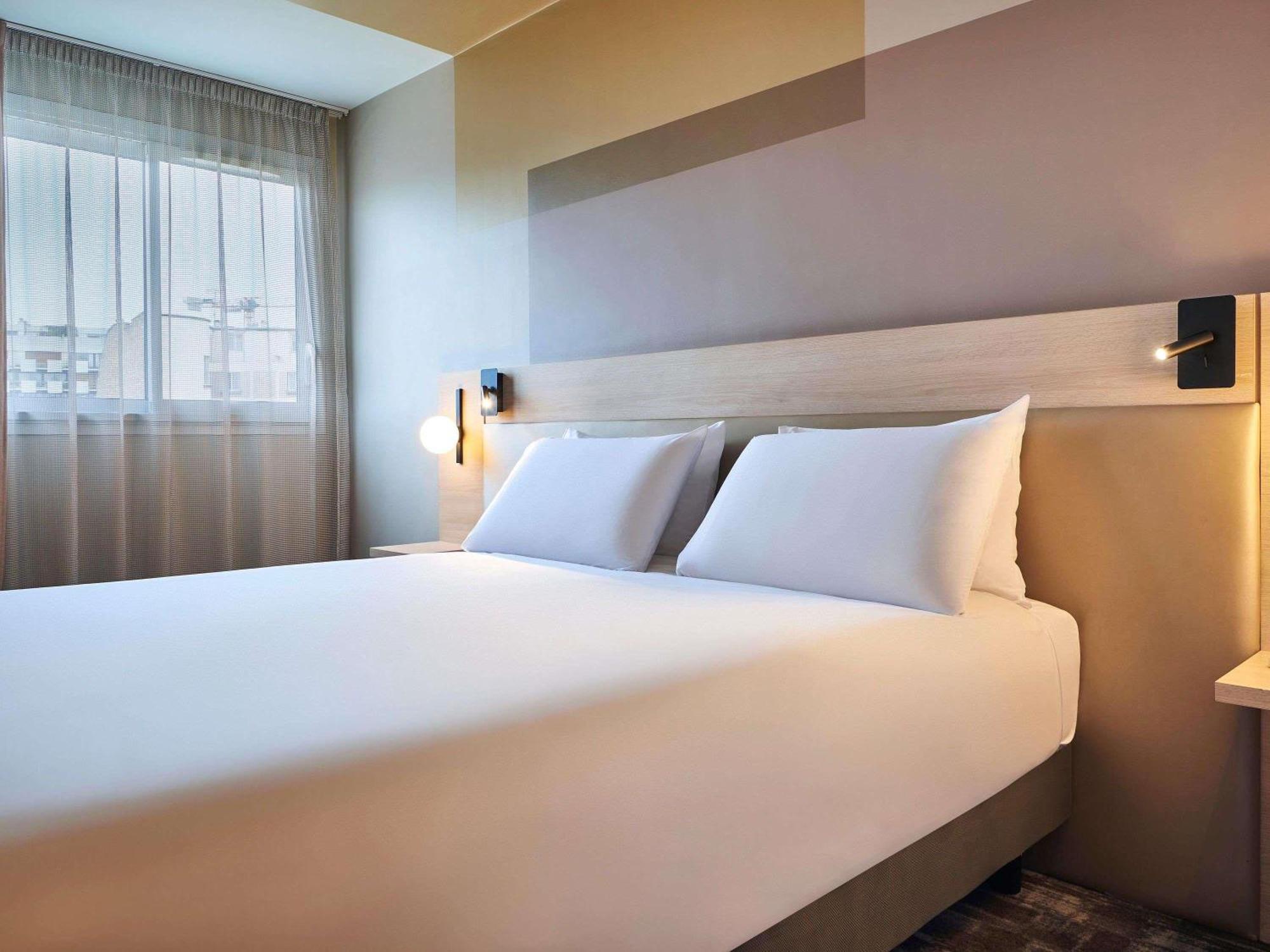 Suite One Double Bed One Sofabed,1722899408:JPEG