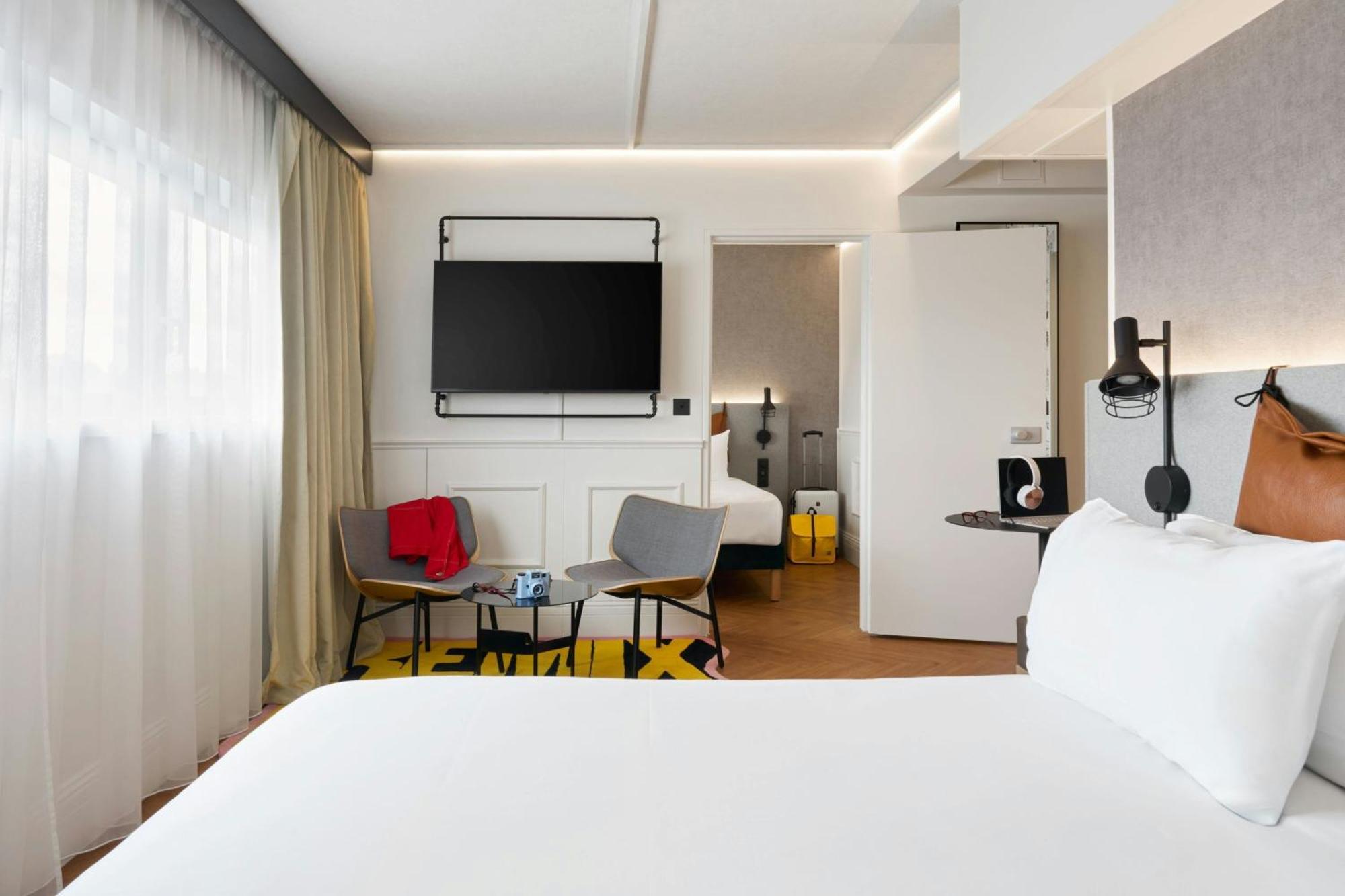 Quarto Familiar Moxy