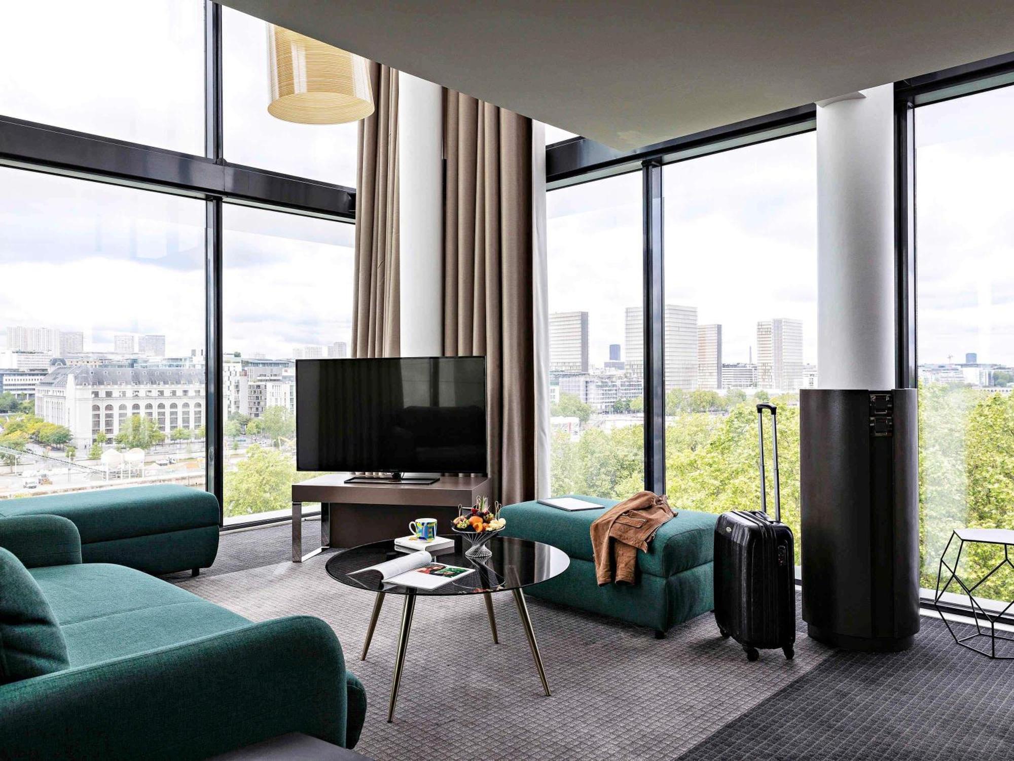 Presidential Suite Two King Beds One Double Sofa Bed High Floor or Paris View