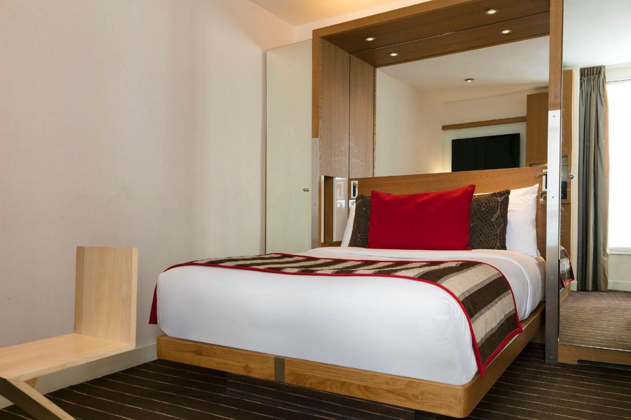Small Double Room Winter Garden View
