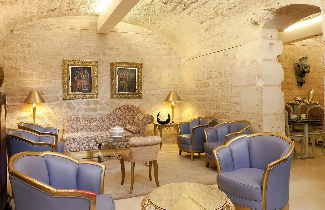 Hôtel des Ducs D'Anjou-1