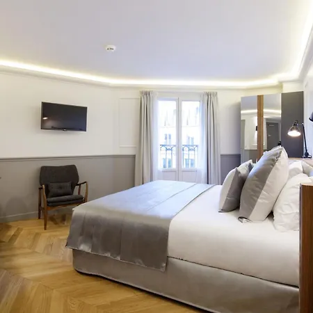 Hotel Petit Lafayette-3