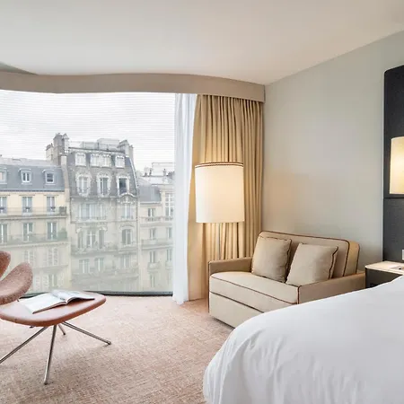 Renaissance Paris Arc De Triomphe Hotel-2