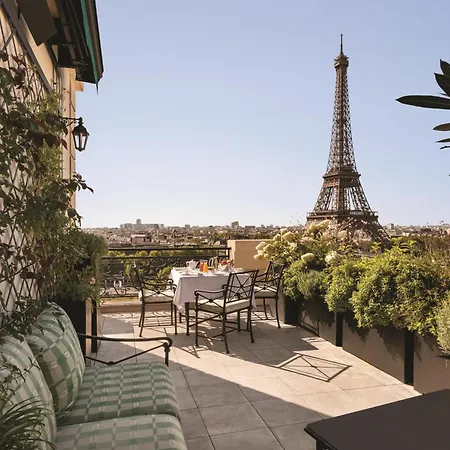 Shangri-La Paris-2