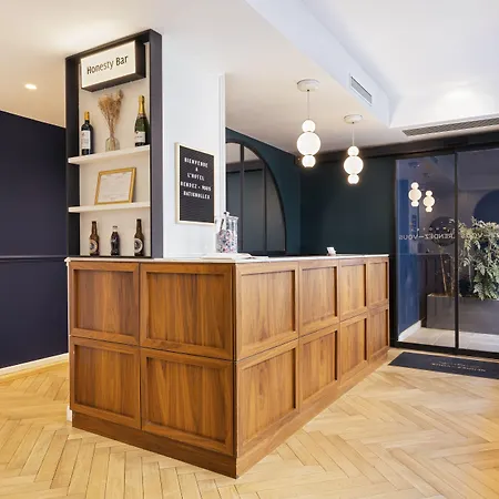 Hotel Rendez-Vous Batignolles-3